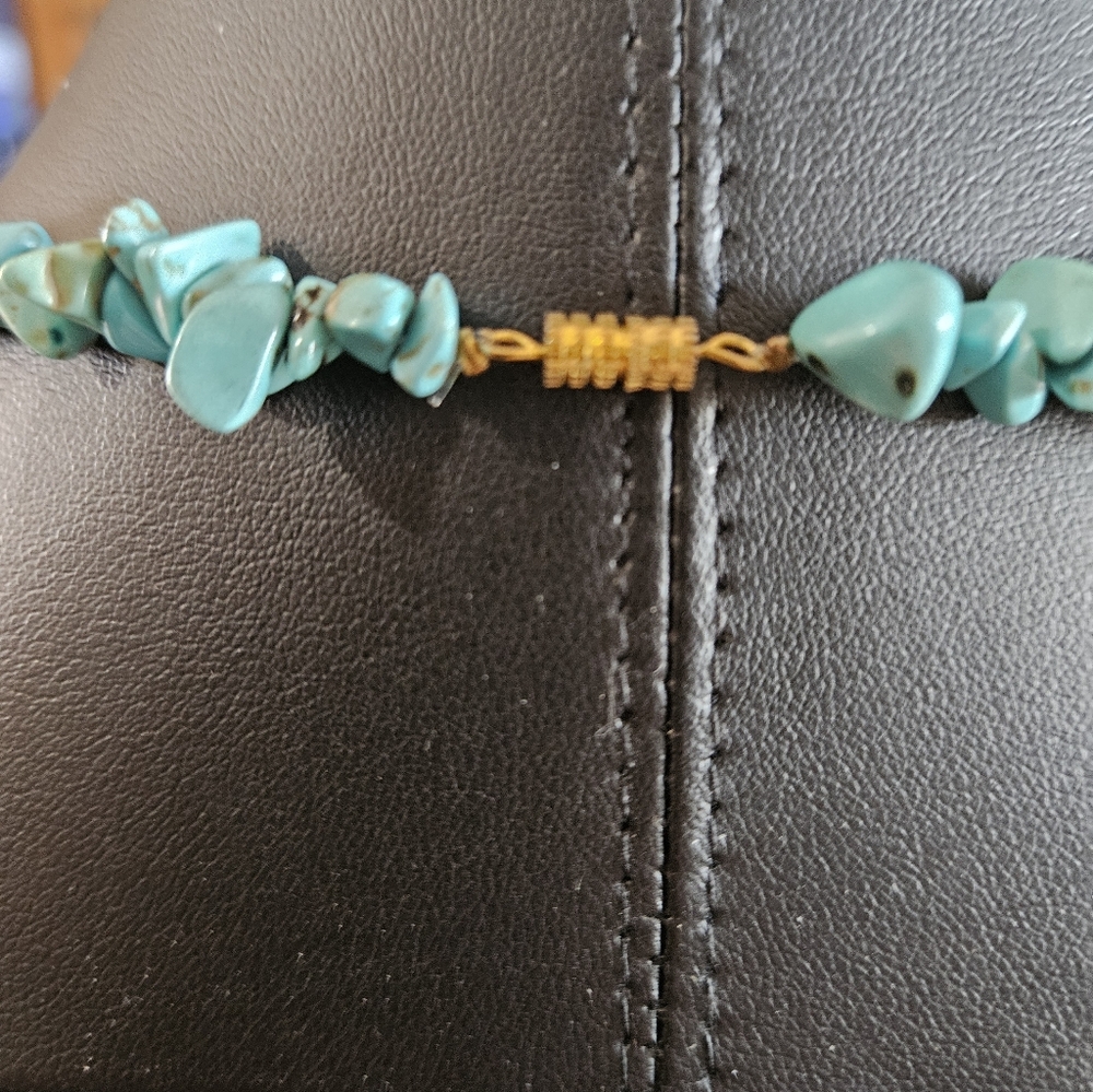 VINTAGE GenuineTurquoise Beaded Necklace 16" - Picture 2 of 3
